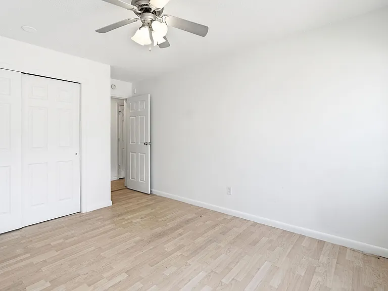 2740 Pleasant Ave — Photo 7