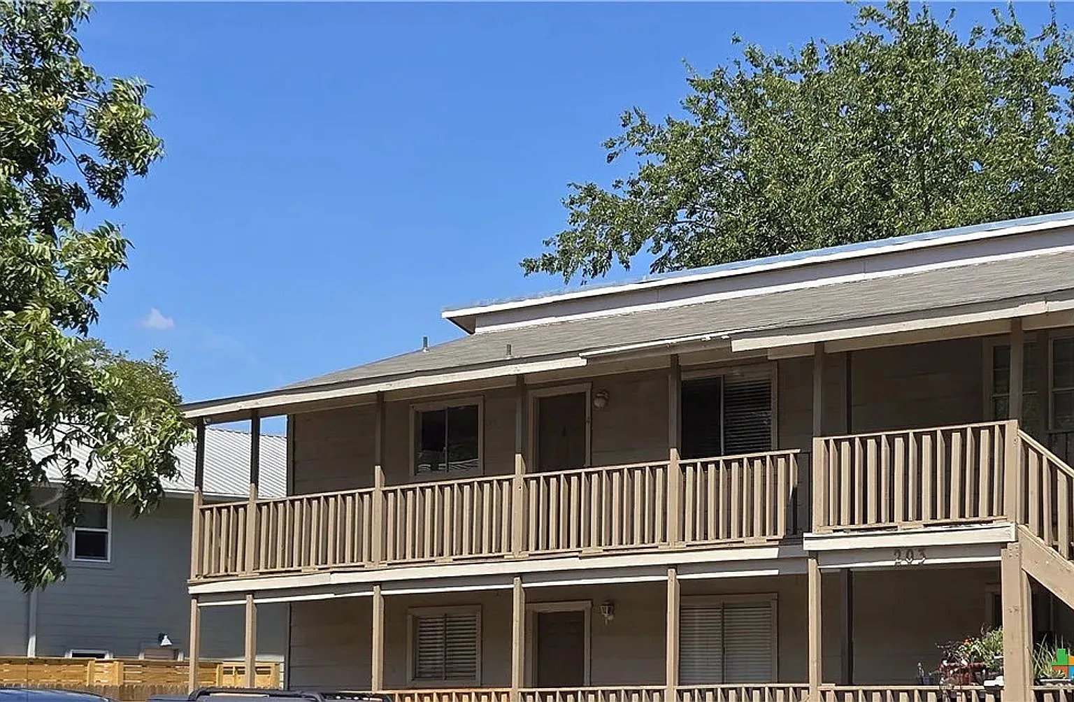 Move-in ready 3-bed, 1.5-bath Upstairs condo just minutes from downtown San Marcos and Texas Stat... — Photo 1