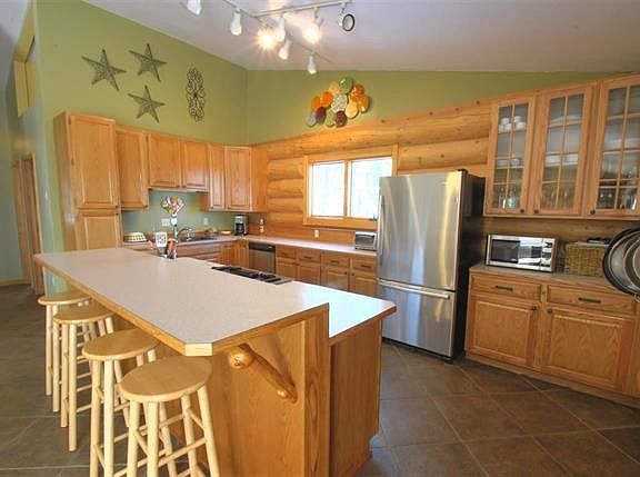 4th image of 1391 Pickering Dr