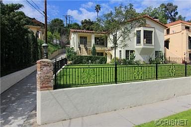 1st image of 1601 Trenton Ave