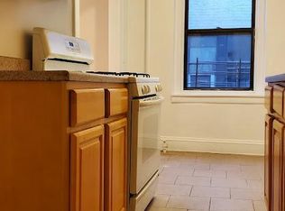 90-40 210th Pl #2M, Queens Village, NY 11428