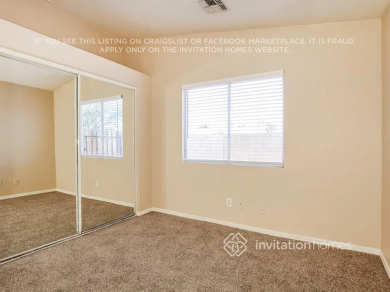 5703 N 67th Dr — Photo 7