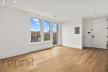 2402 Cortelyou Road, #511