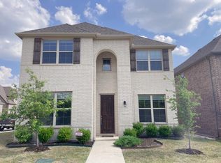 8242 Natchez Trl, Dallas, TX 75252