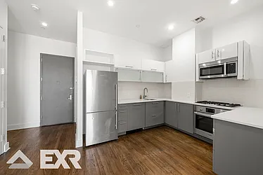 232 East 124th Street, #5C