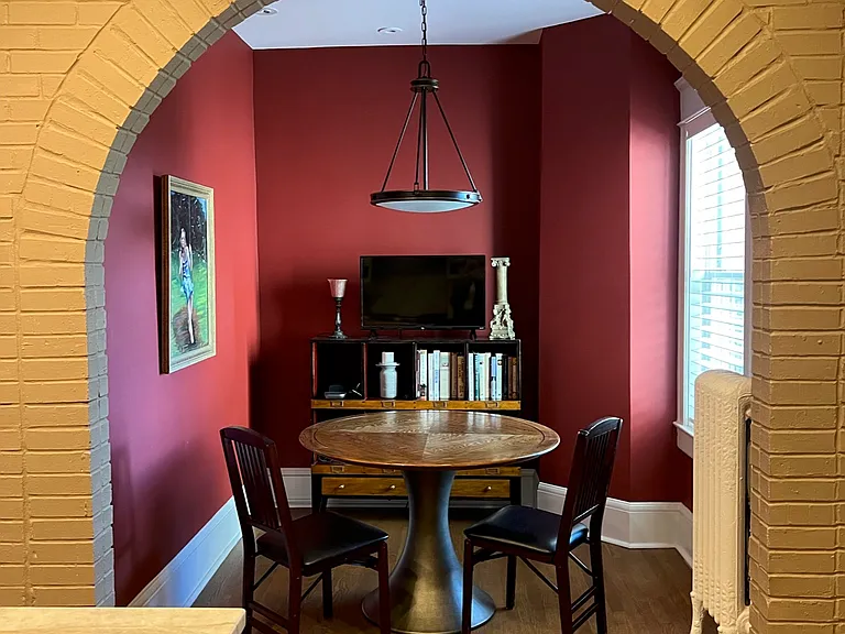 550 Summit Ave #301 — Photo 17