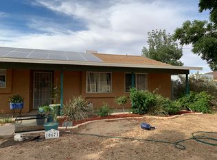 10671 Flora Vista St, Apple Valley, CA 92308