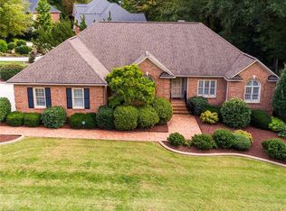 1000 Georgetowne Dr, Elon, NC 27244