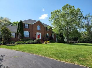 507 Apple Cross Rd, Harpers Ferry, WV 25425