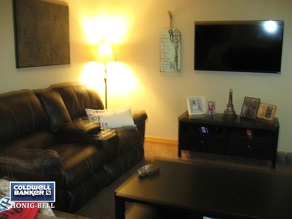 2nd image of 14431 S Pebble Creek Dr