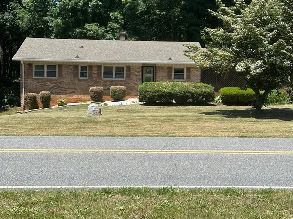 4109 Bunker Hill School Rd, Claremont, NC 28610