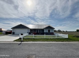 720 Bergman Dr, Sherwood, OH 43556