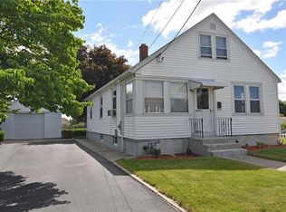 44 Palmer Ave, Cranston, RI 02920