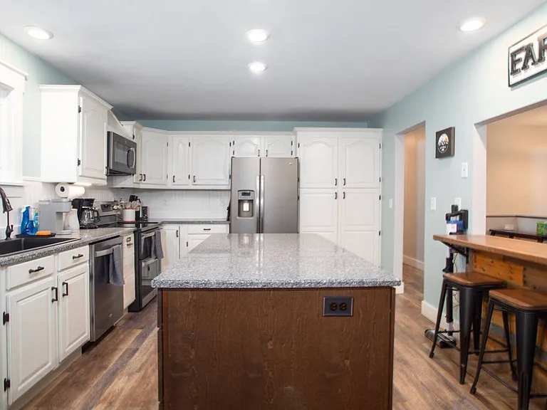 Terrace Dr — Photo 3