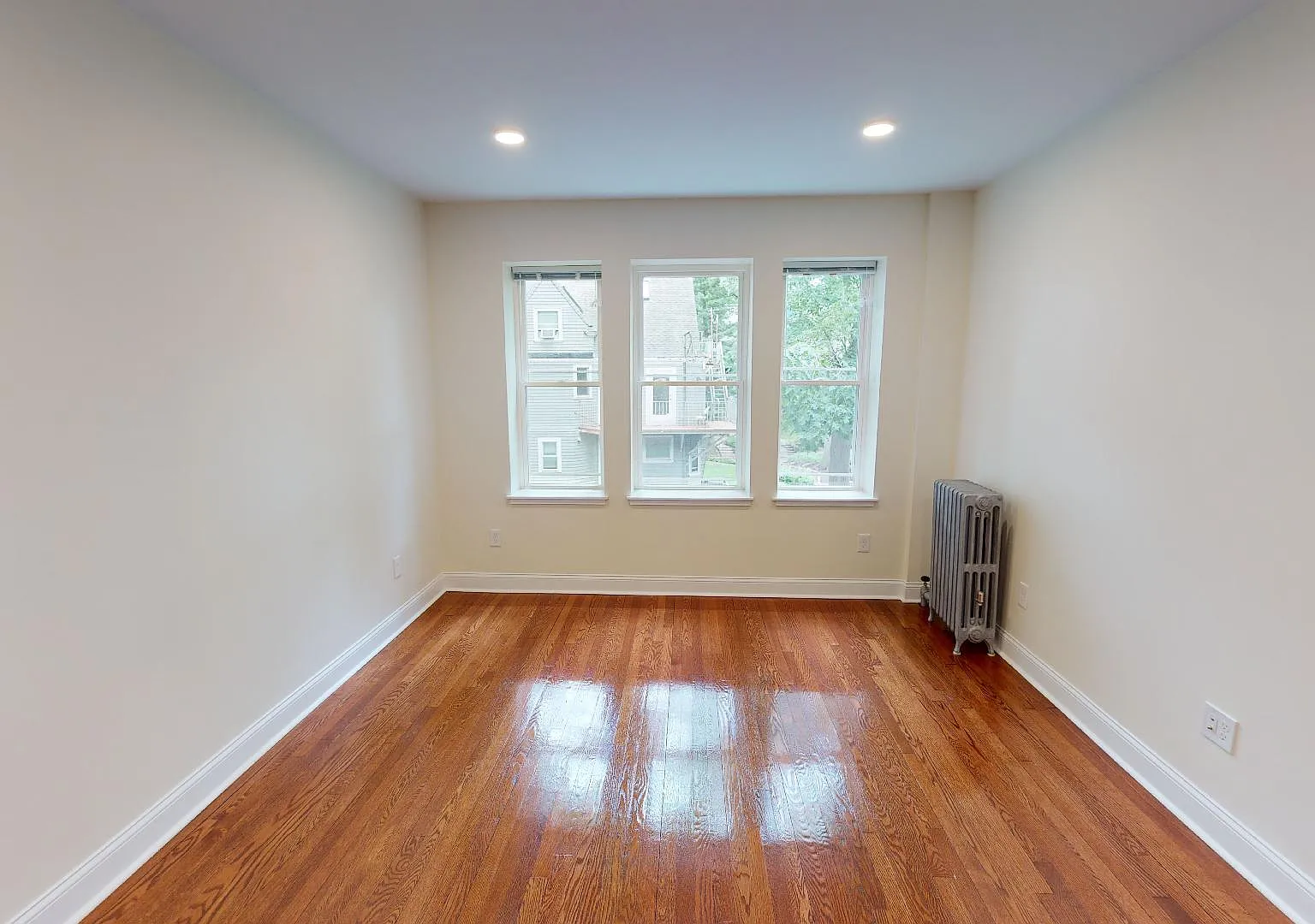 2 bed, $2,995 — Photo 4