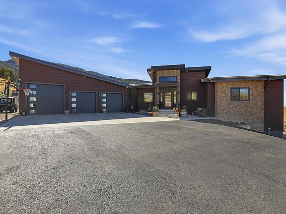 2nd image of 6685 Rotary Park Rd