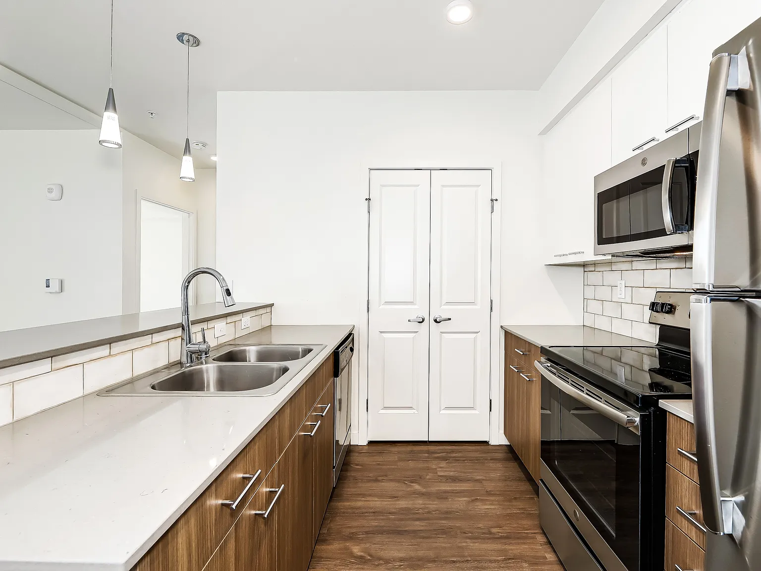 Allegro Apartments — Photo 1
