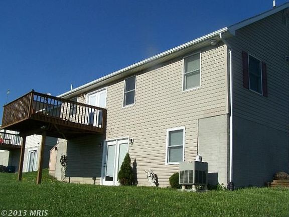 3rd image of 50 Bane Berry Ln