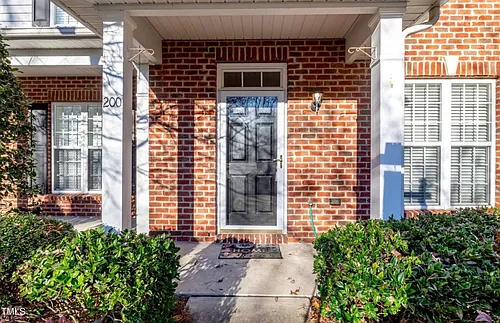 200 Sir William Ln Photo 1 200 Sir William Ln Photo 1