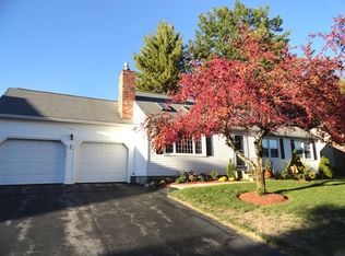 3 Pinehurst St, Hudson, NH 03051
