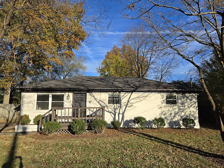 1827 Milburt Dr — Photo 1