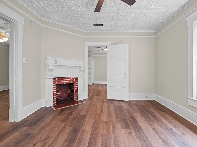 113 Residence St — Photo 6
