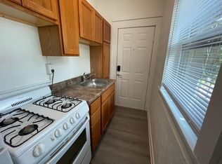 1617 9th St APT 6, Des Moines, IA 50314