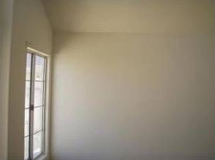 4th image of 43461 Hollyhock St
