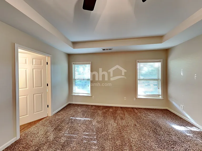 5 Horseshoe Ln — Photo 12