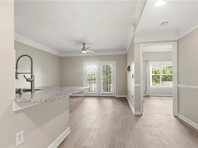 2700 Pine Tree Rd NE #2303 — Photo 6