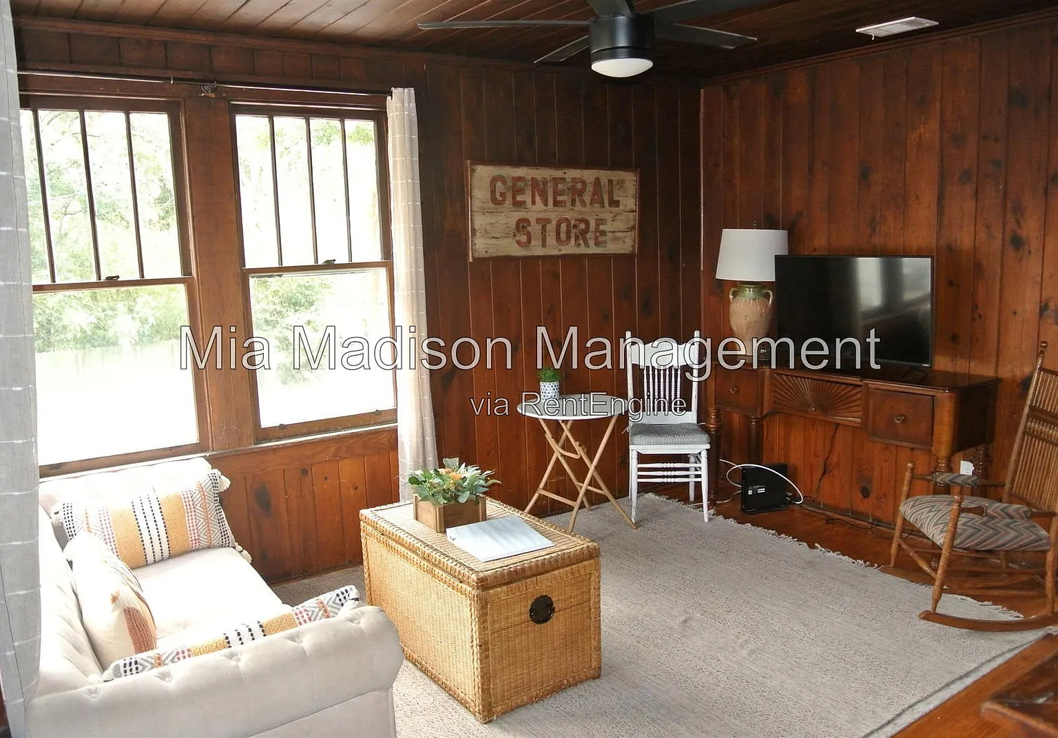 2 bed, 1.0 bath, 1100 sqft, $1,795 — Photo 4