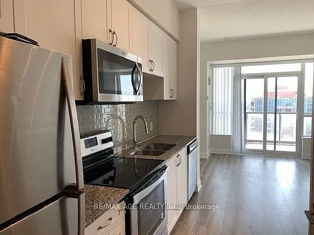 2800 Keele St #909 — Photo 8