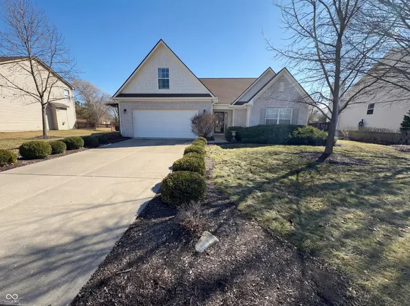 13167 Roma Bnd, Carmel, IN 46074