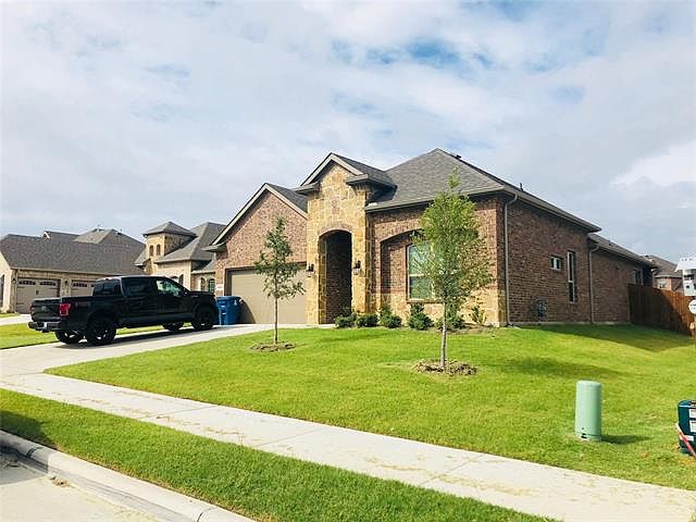 1st image of 1463 Carmel Dr
