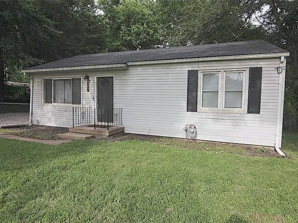 207 S 65th St, Kansas City, KS 66111