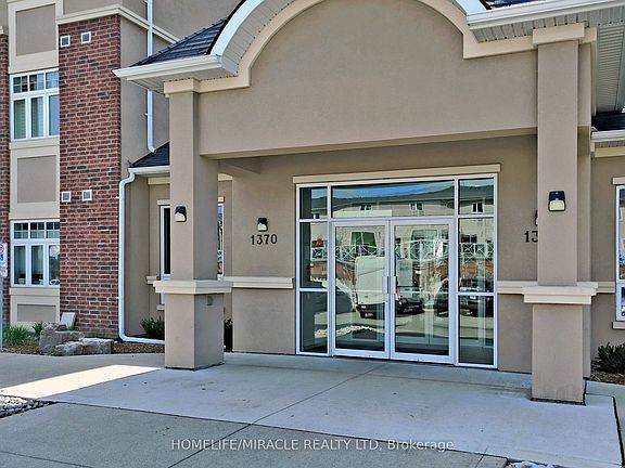 4th image of 1370 Costigan Rd #402