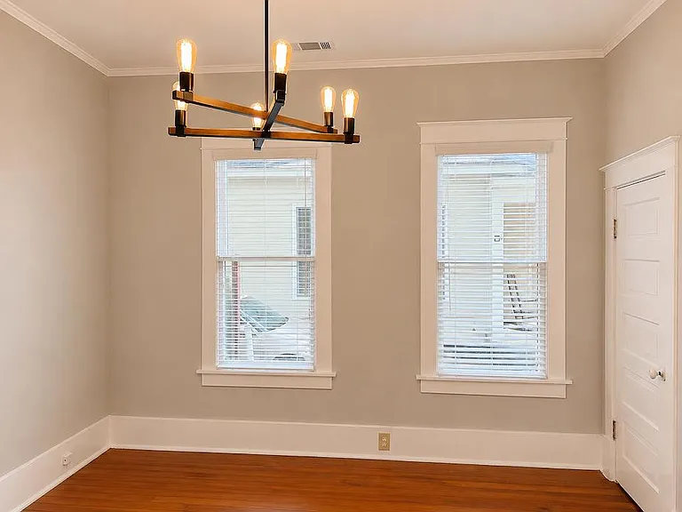 970 S Cox St — Photo 12