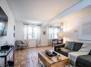 526 5th St SE APT 104, Washington, DC 20003