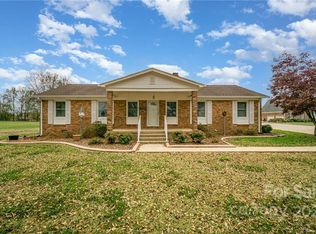 1109 Bethlehem Church Rd, Grover, NC 28073