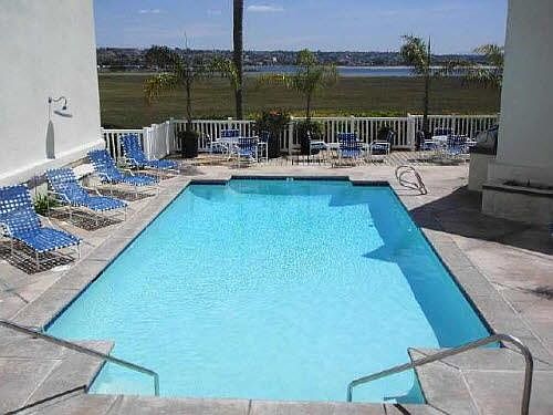 2nd image of 4013 Crown Point Dr Unit V3