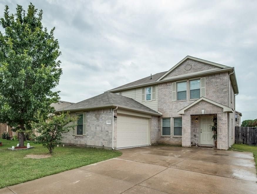 1st image of 5323 Throckmorton Dr