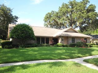 411 Penn National Rd, Seffner, FL 33584