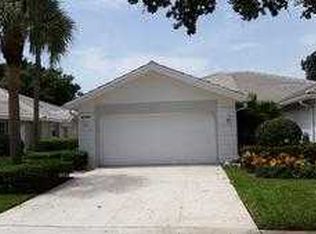 4248 Royal Oak Dr, Palm Beach Gardens, FL 33410