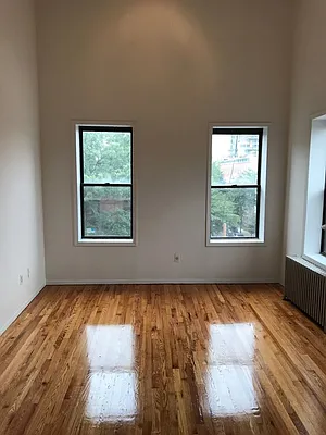 Rented by Flatiron Real Estate Advisors LLC | media 2