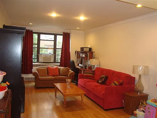 Sold by Benjamin Realty Since 1980 | media 22