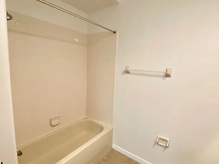 540 Woodland Terrace Blvd — Photo 38