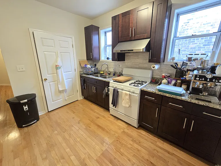 3433 S Leavitt St #2 — Photo 7