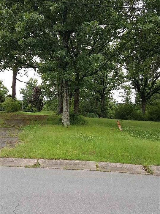 1st image of 95 Sunset Dr