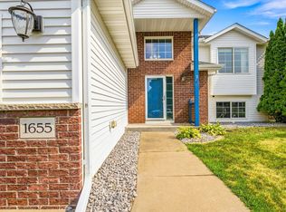 1655 10th Ave SE, Cambridge, MN 55008
