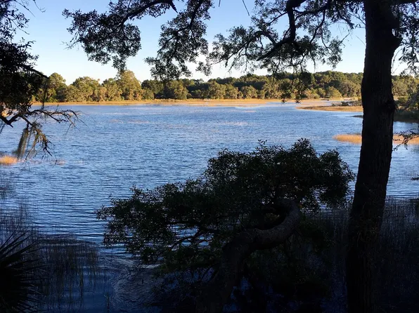 16 Sterling Point, Hilton Head Island, SC 29926